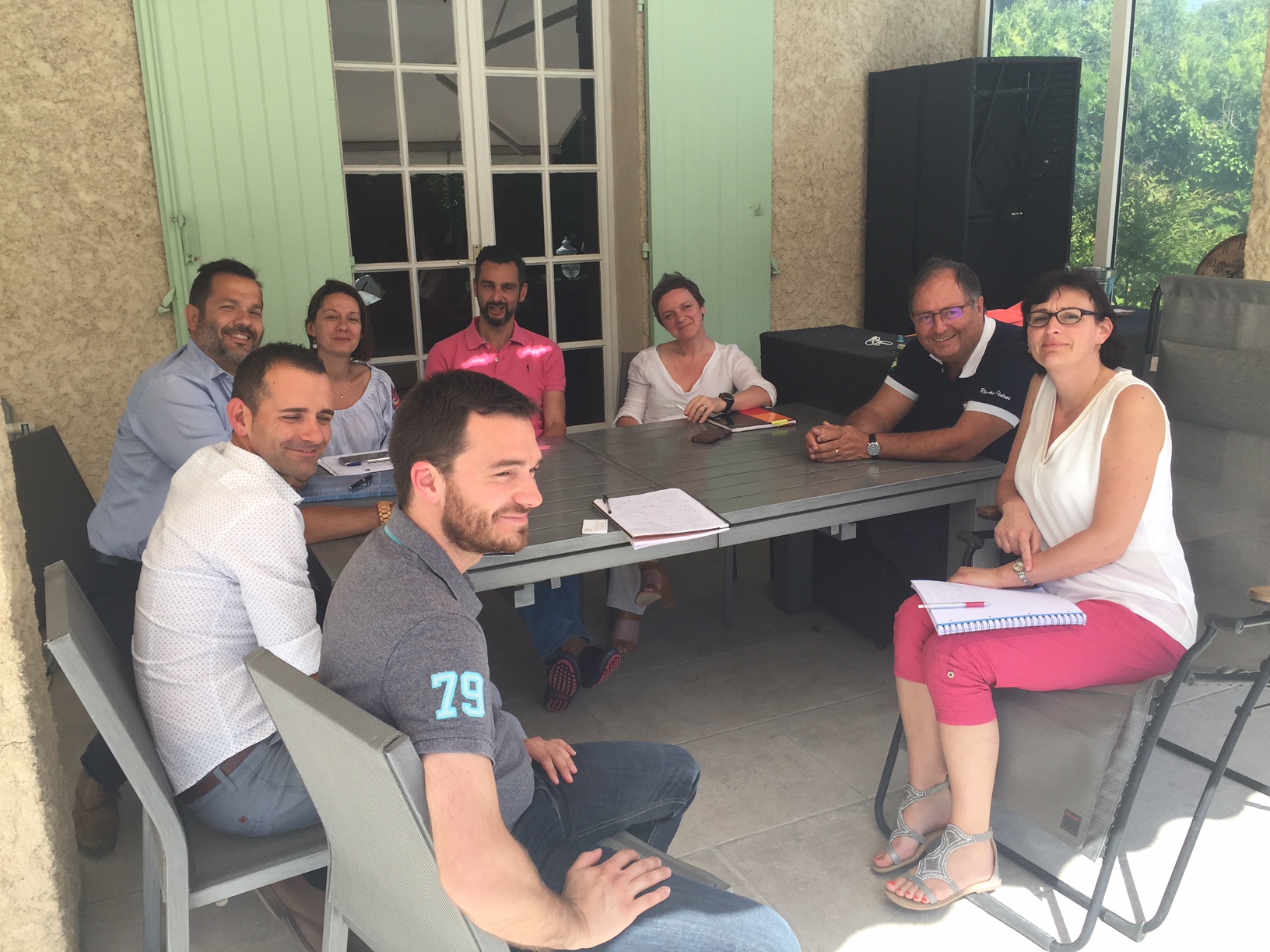 Convivialité, soleil, travail et bonne humeur à la session d’intégration de Mai